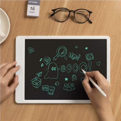 Xiaomi | Mi LCD Writing Tablet | 13.5 " | LCD | Black Board/Green Font | It has no memory - you write one page, then delete it completely with one button; The life of the button battery is about a year when the display is cleared 100 times a day 2